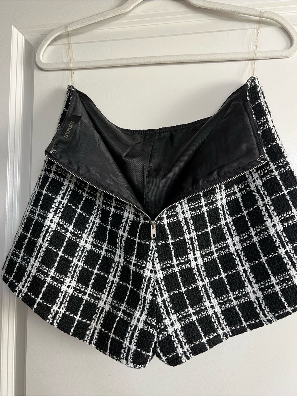 NWNT Storets - Black & White Plaid Tweed Women's Shorts - Picture 5 of 7